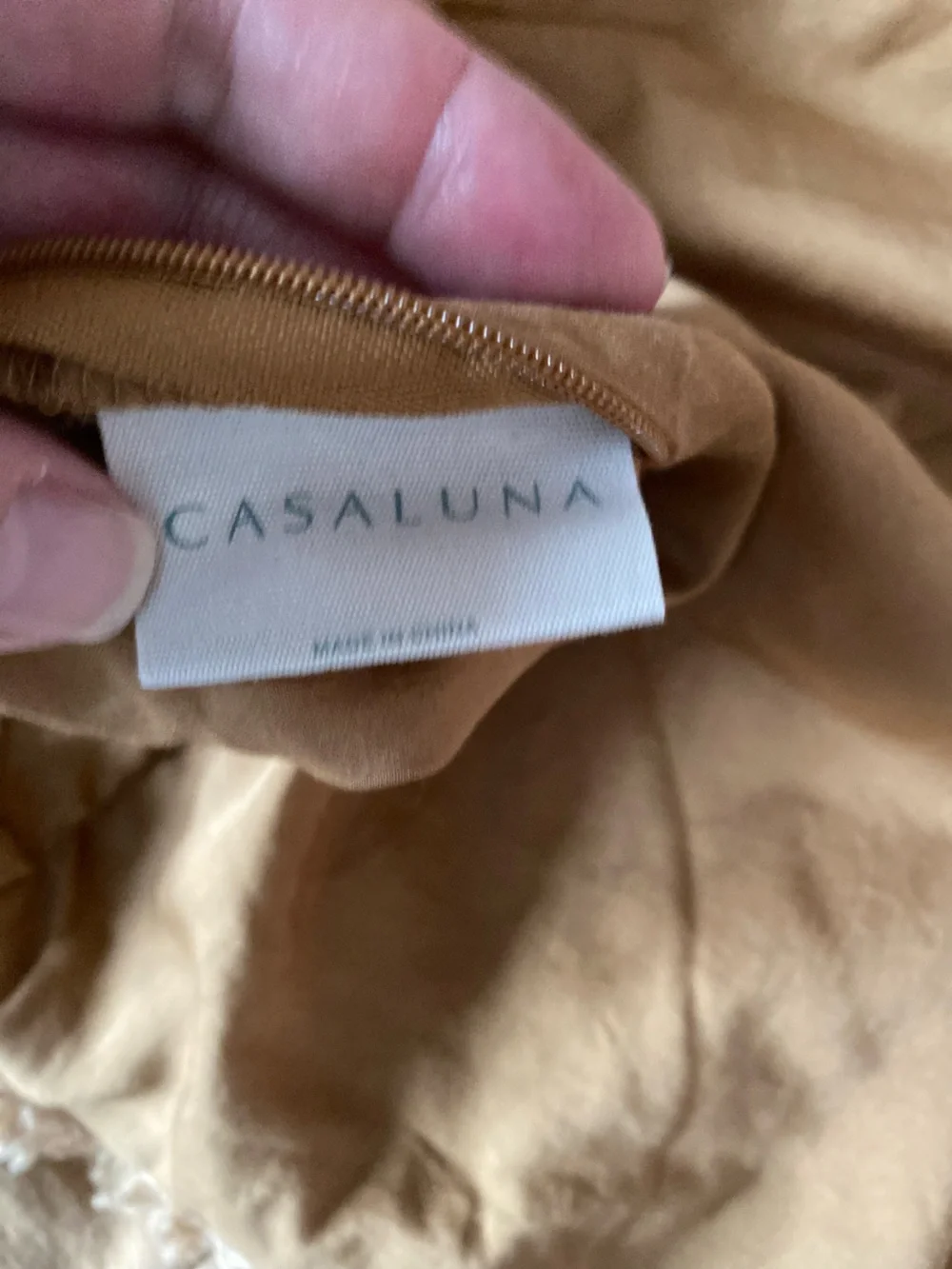 Casaluna zip closure